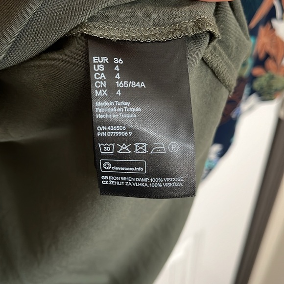 H&M Bundle Tops - Picture 4 of 7